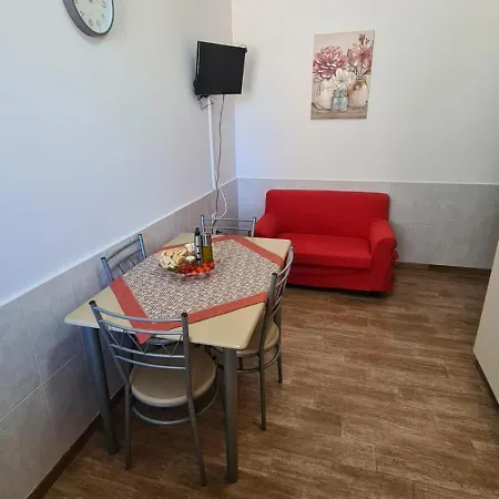 Maison Idro Apartment *